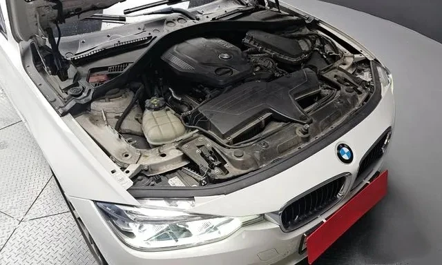 BMW 320 Face 146596км. 190к.с. - изображение 5