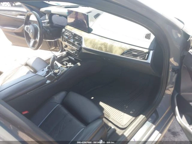 BMW 550 M* LCI* ЗАВЕСИ* ВАКУМ* HEADUP* CARPLAY - изображение 7