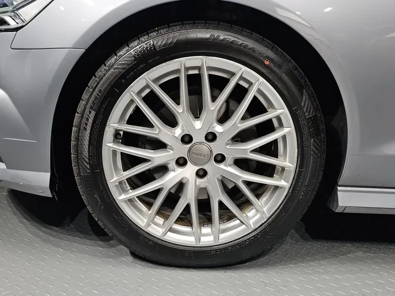 Audi A6 2.0 TDI, снимка 5 - Автомобили и джипове - 55058601