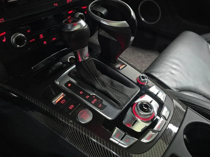 Audi Rs5 RS5 4.2 FSI / CARFAX, снимка 9 - Автомобили и джипове - 55743503