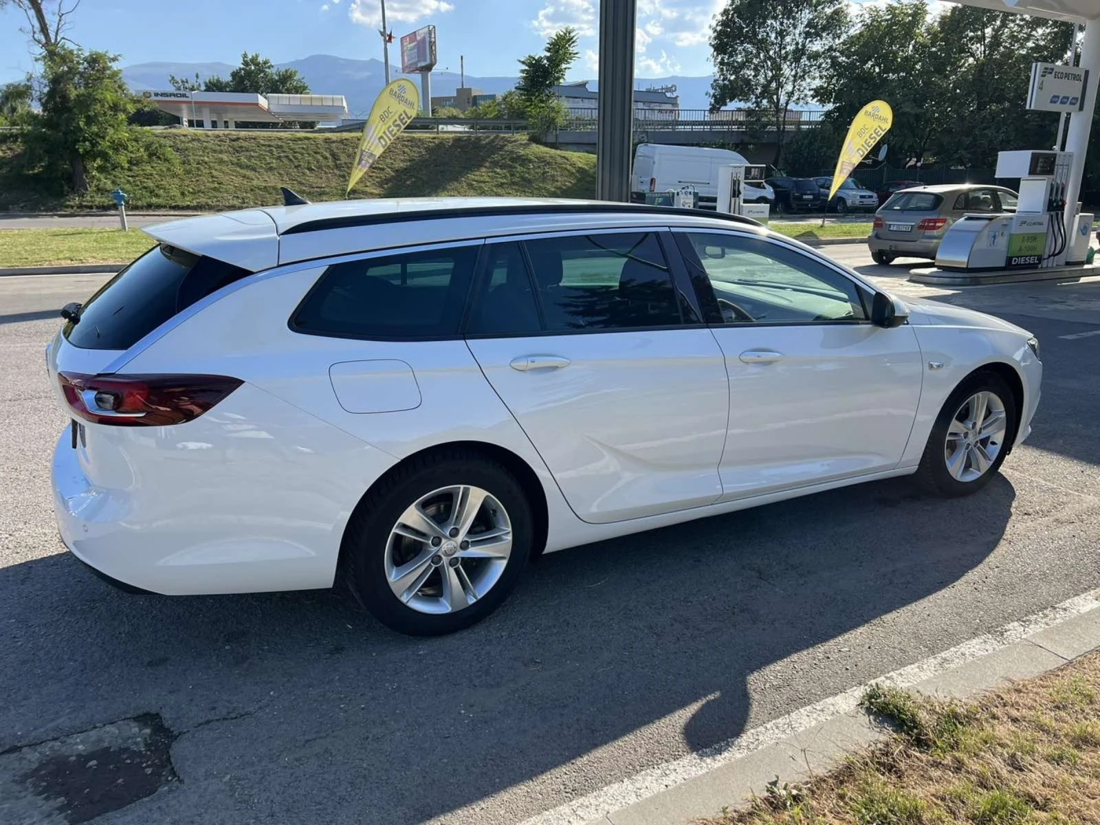 Opel Insignia ТОП, 2.0CDTI 170к.с, Реални километри, Комби - изображение 6