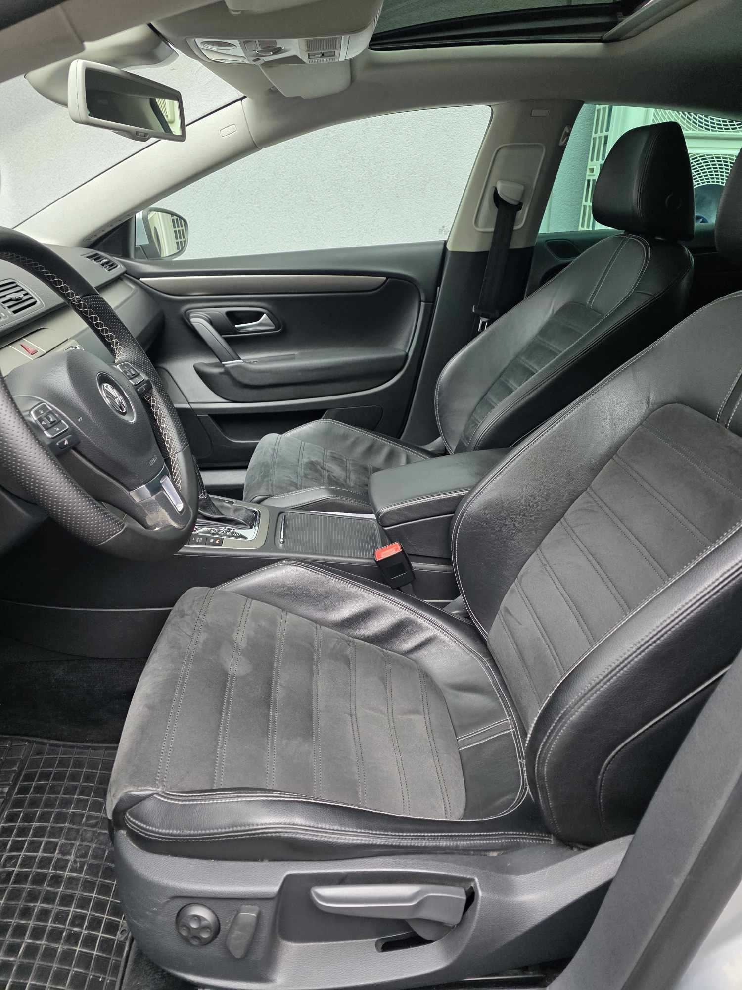 VW CC 2.0TDI* DSG * НАВИ * PANO - изображение 8