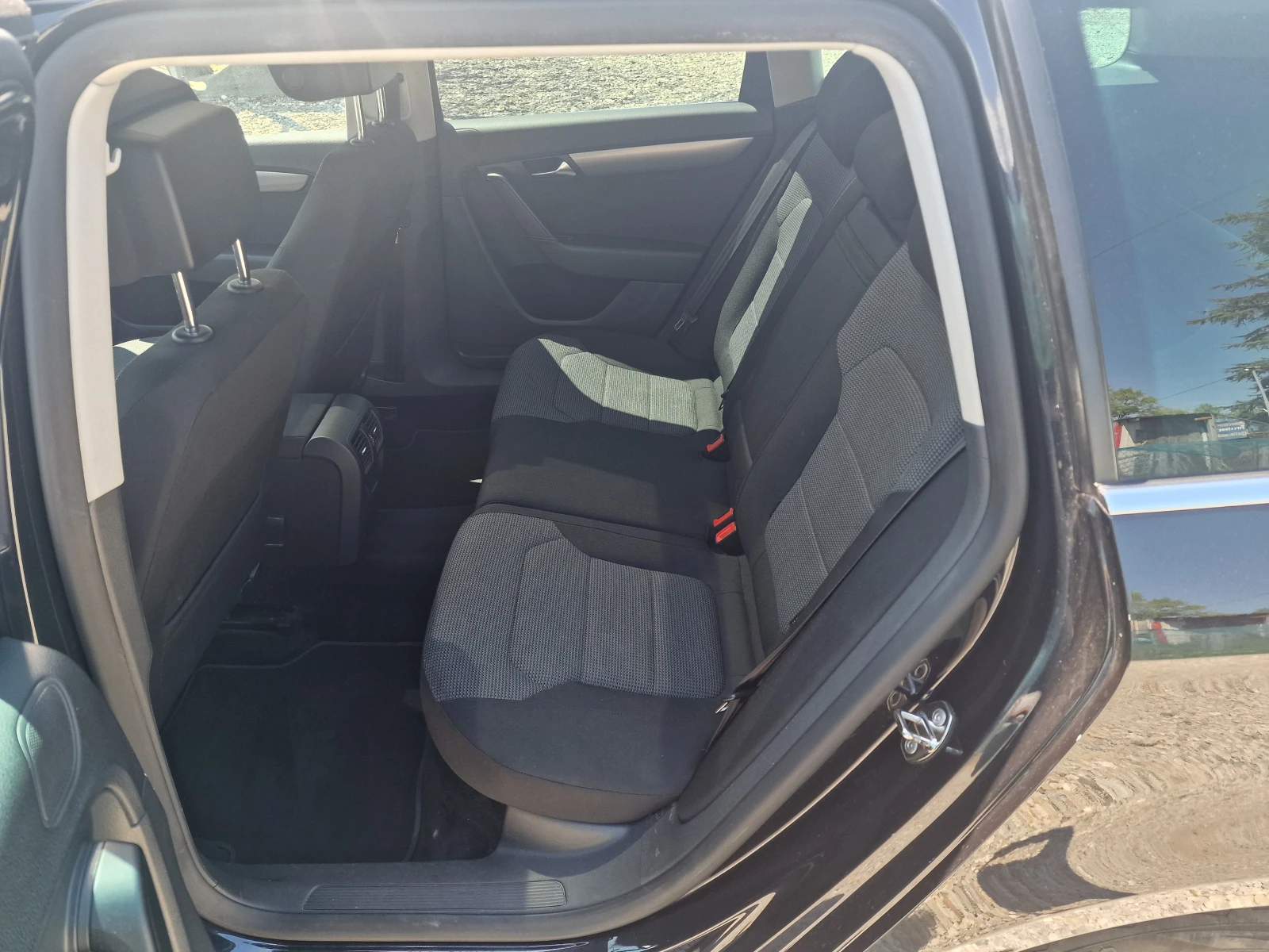 VW Passat NAVI/PANORAMA - изображение 10