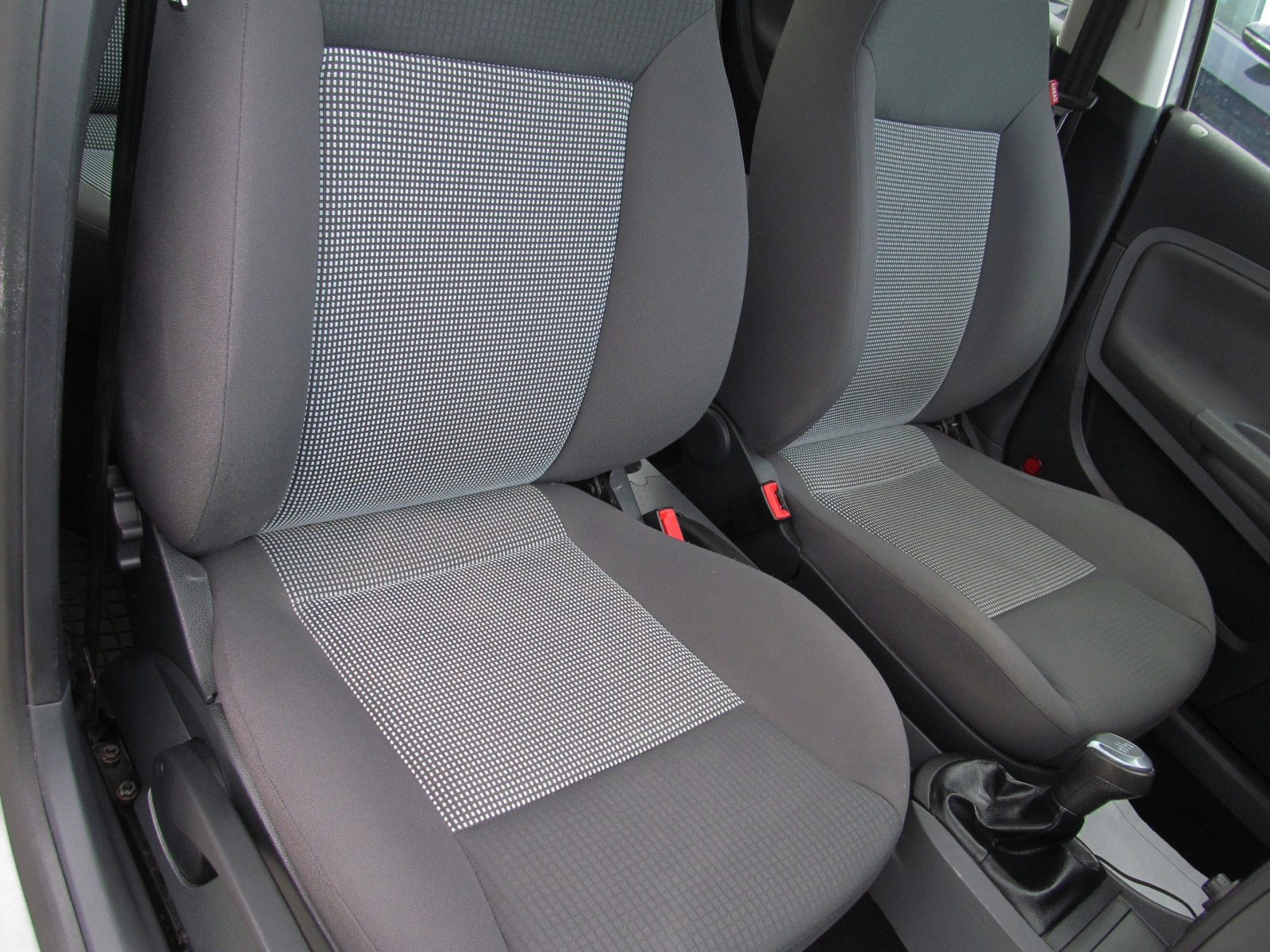 Seat Cordoba 1.4 Бензин - изображение 8