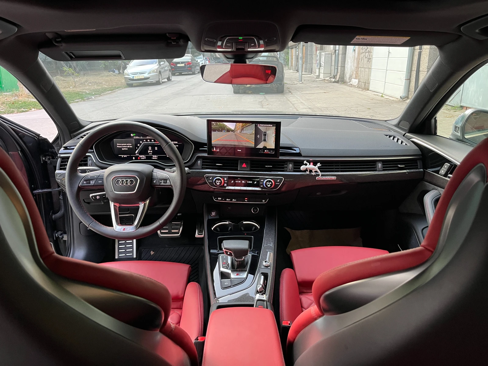 Audi A4 S4| 14000км| performance| 2024 - изображение 8