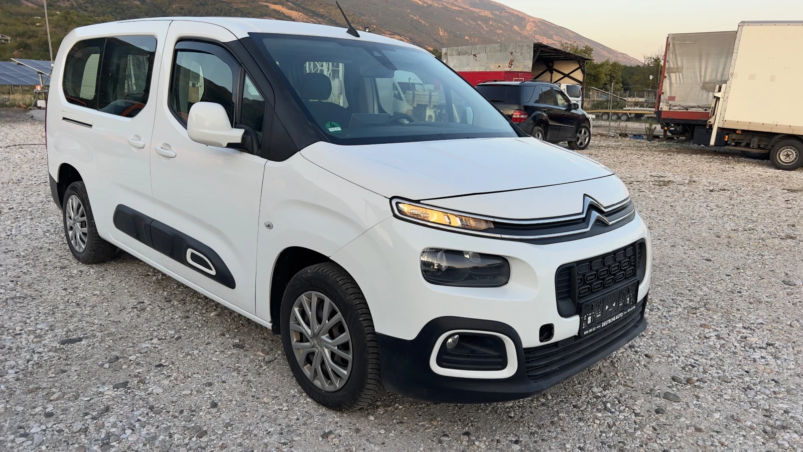 Citroen Berlingo Long Blue HDI 130ps EVRO6 Реални километри - изображение 2