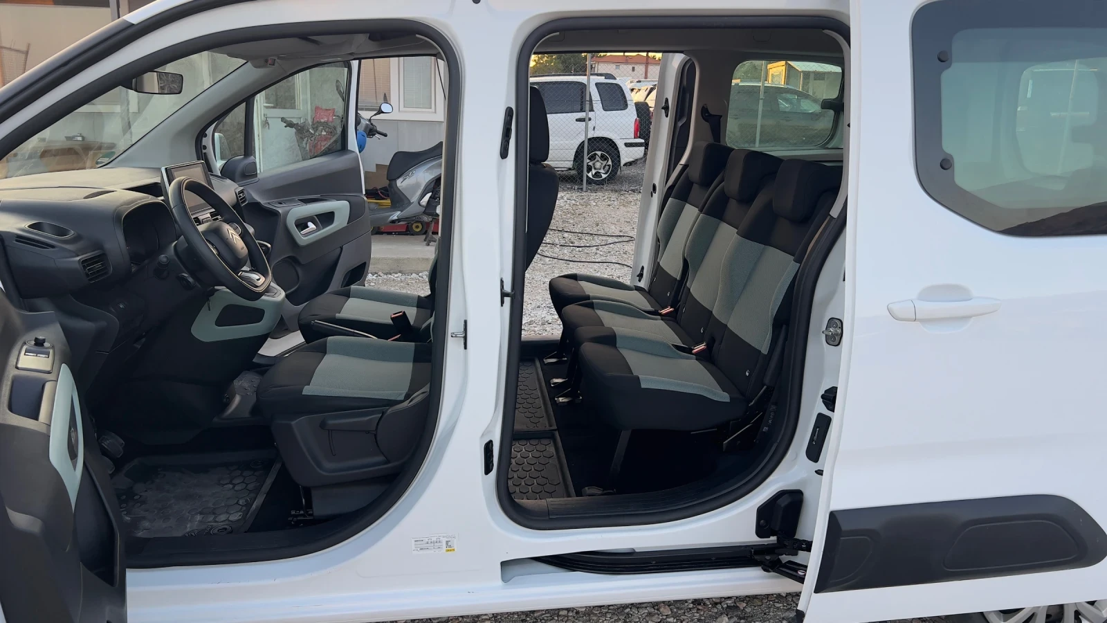 Citroen Berlingo Long Blue HDI 130ps EVRO6 Реални километри - изображение 6