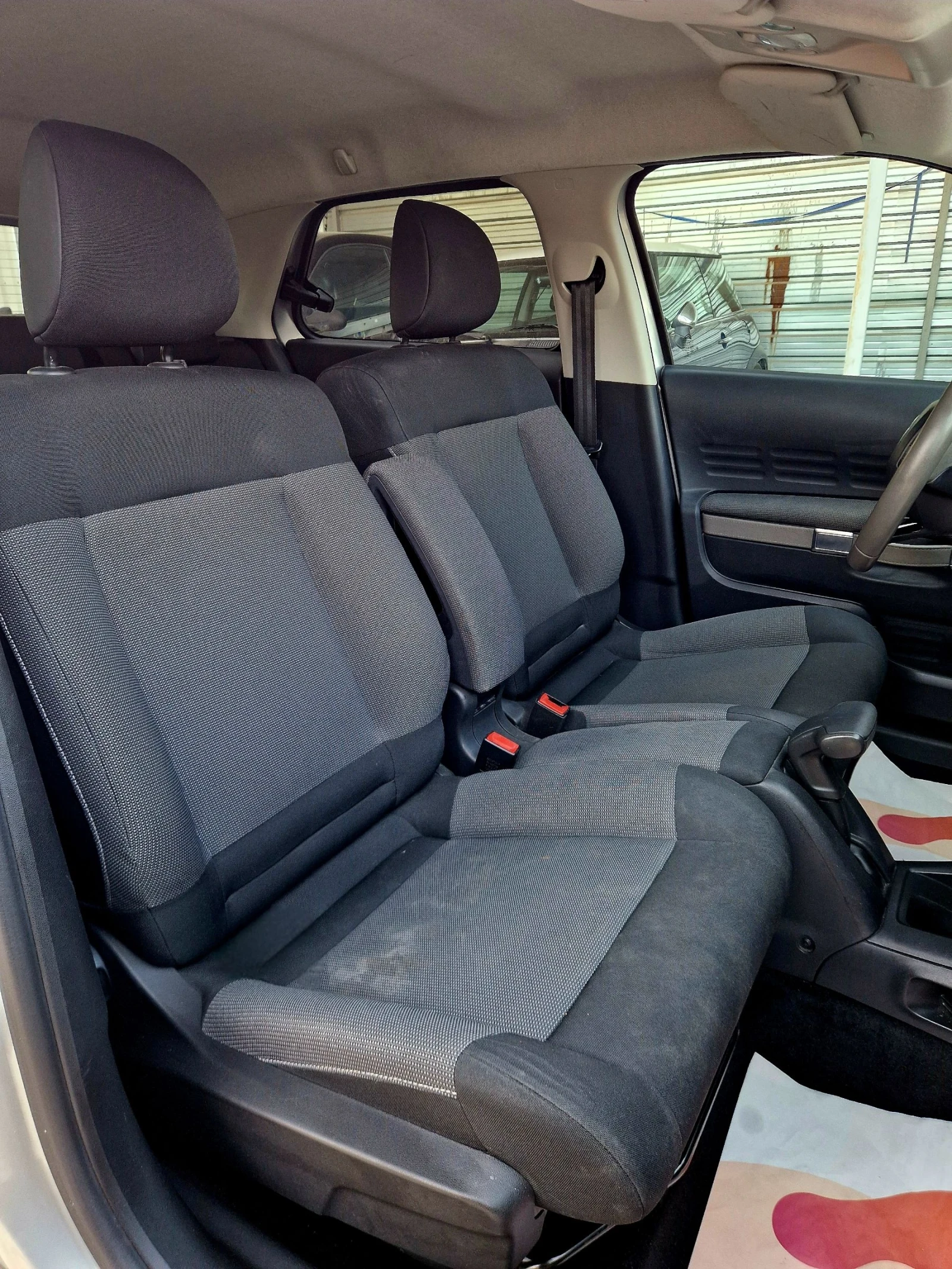 Citroen C4 Cactus  /  /  6 /  /   | Mobile.bg   15