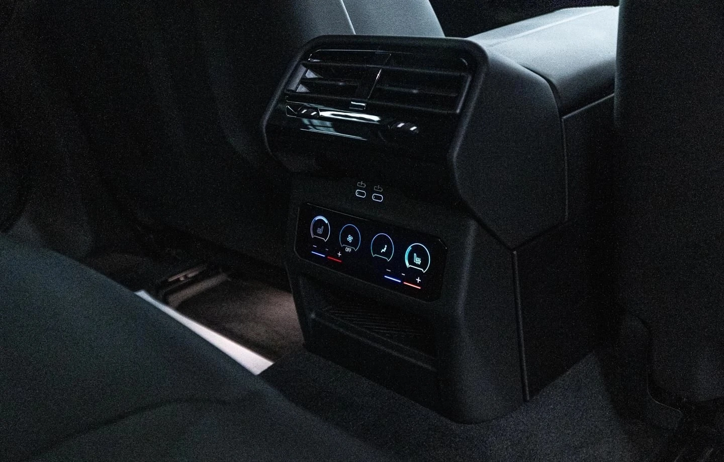 BMW M5 xDrive Carbonc ceramic | Mobile.bg   7