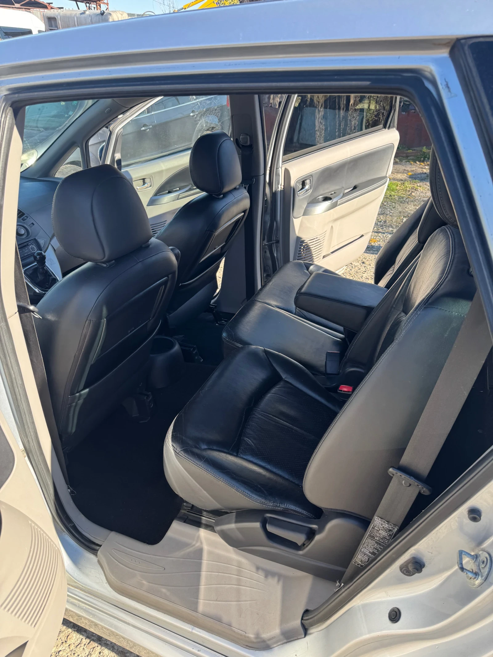 Mitsubishi Grandis  - изображение 5