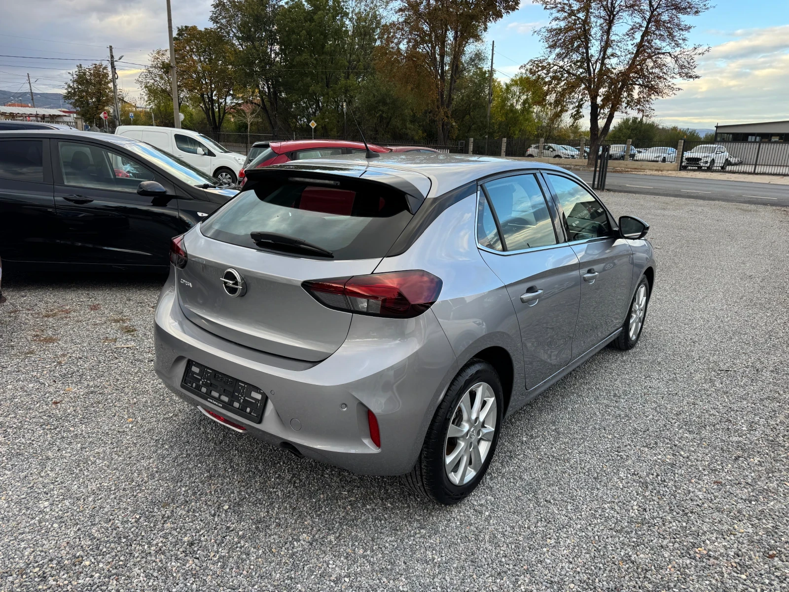 Opel Corsa 1.5d Full!! Digital cockpit!! Led!! Camera 360* !! - изображение 6