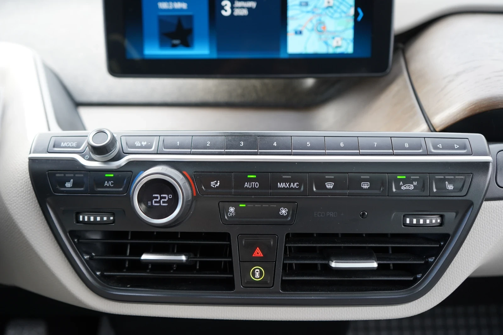 BMW i3 * S* Pano* Cam* ACC* Carplay* H/K* ����������* 120 | Mobile.bg � ����������� 14