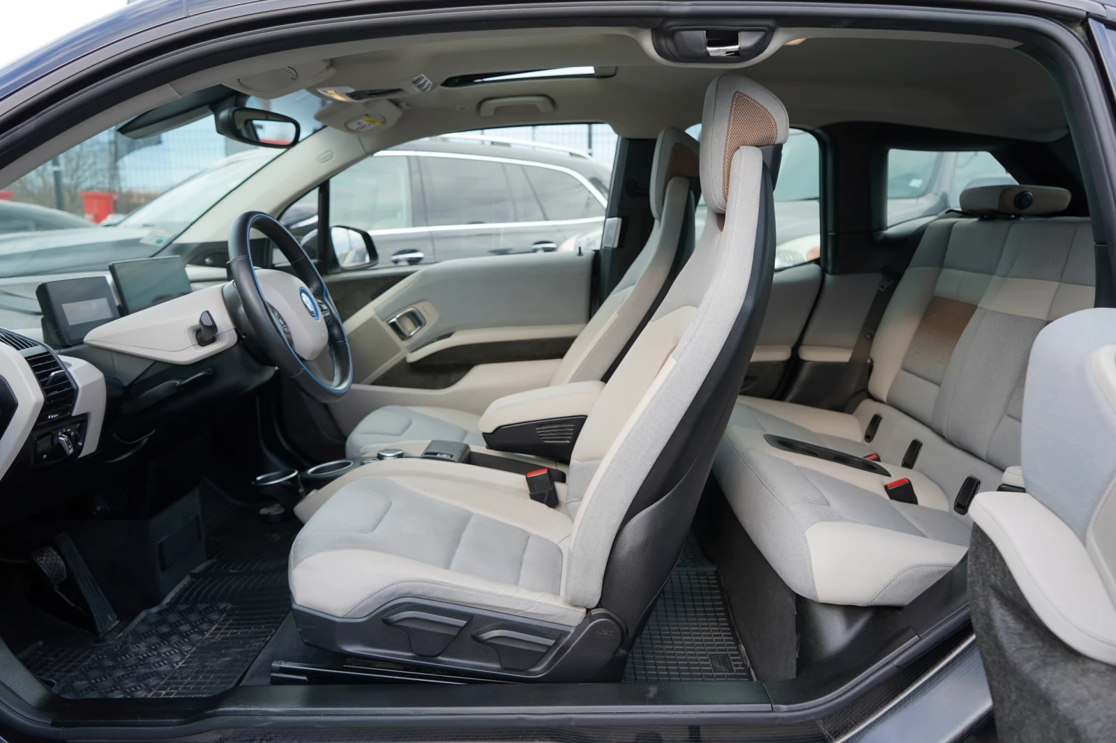 BMW i3 * S* Pano* Cam* ACC* Carplay* H/K* Термопомпа* 120 - изображение 8