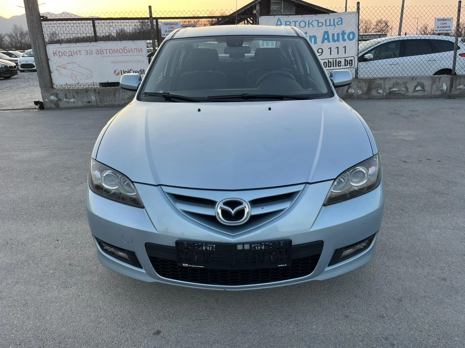Mazda 3 1.6I 105кс FACE АВТОПИЛОТ KEYLESS GO, снимка 2 - Автомобили и джипове - 53824831