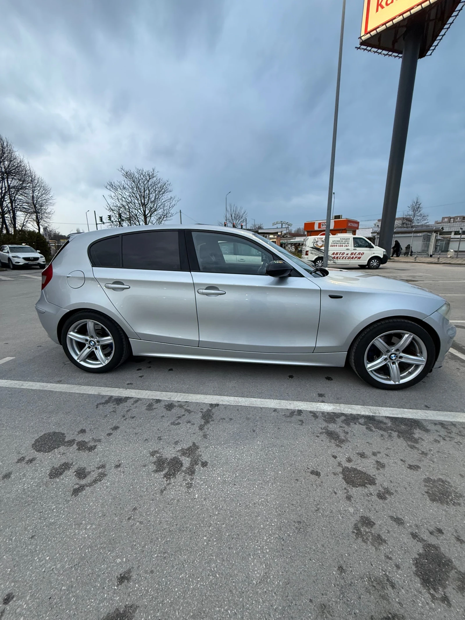 BMW 120, снимка 6 - Автомобили и джипове - 53966660