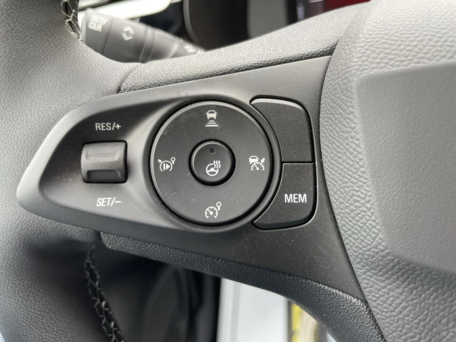 Opel Corsa GS LONG RANGE , снимка 13 - Автомобили и джипове - 54142982