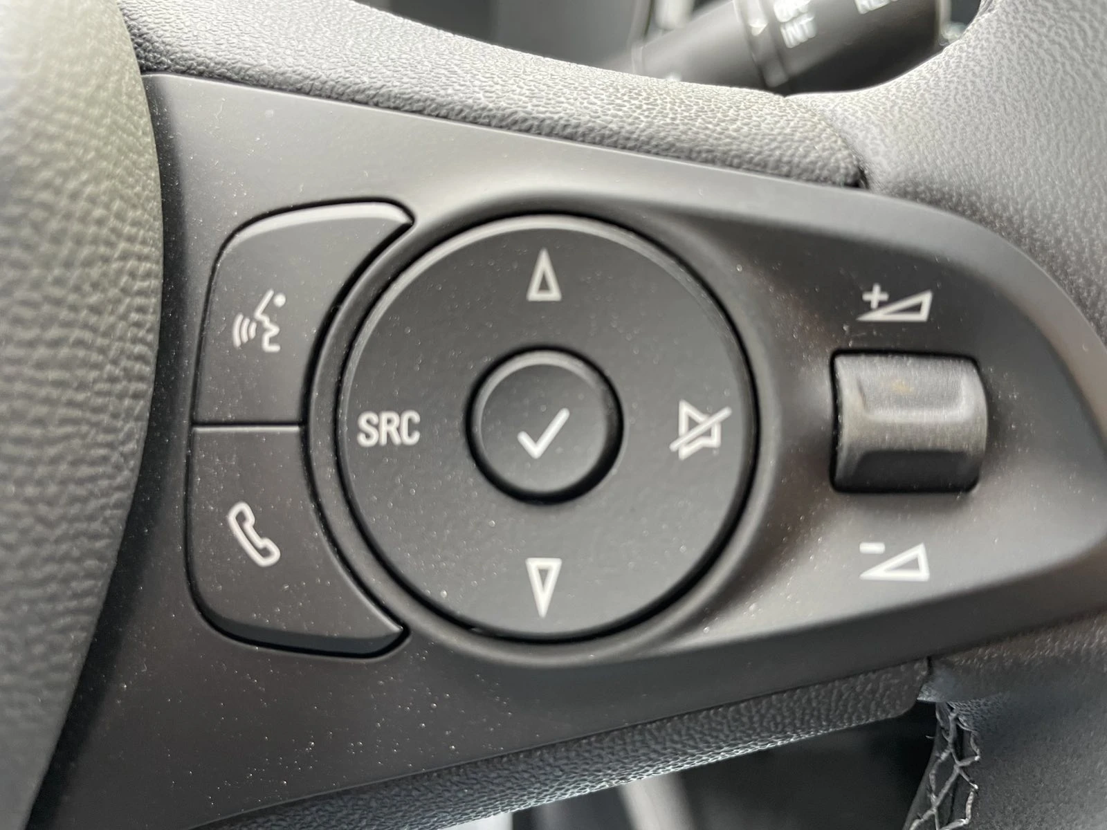 Opel Corsa GS LONG RANGE , снимка 14 - Автомобили и джипове - 54142982