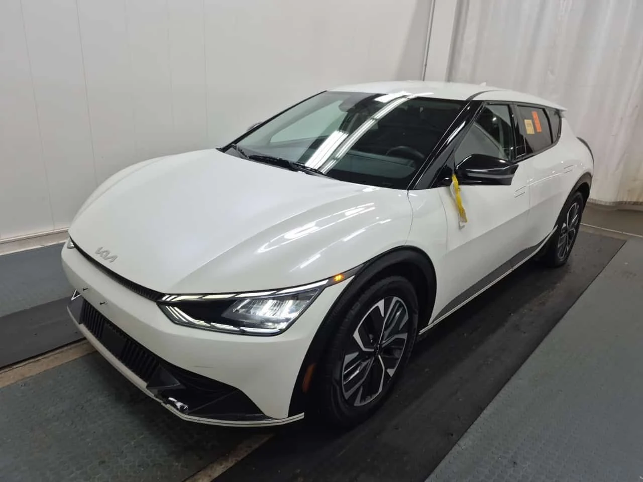 Kia EV6 4D UTILITY AWD/LAND/CARFAX/Панорама/Подгрев