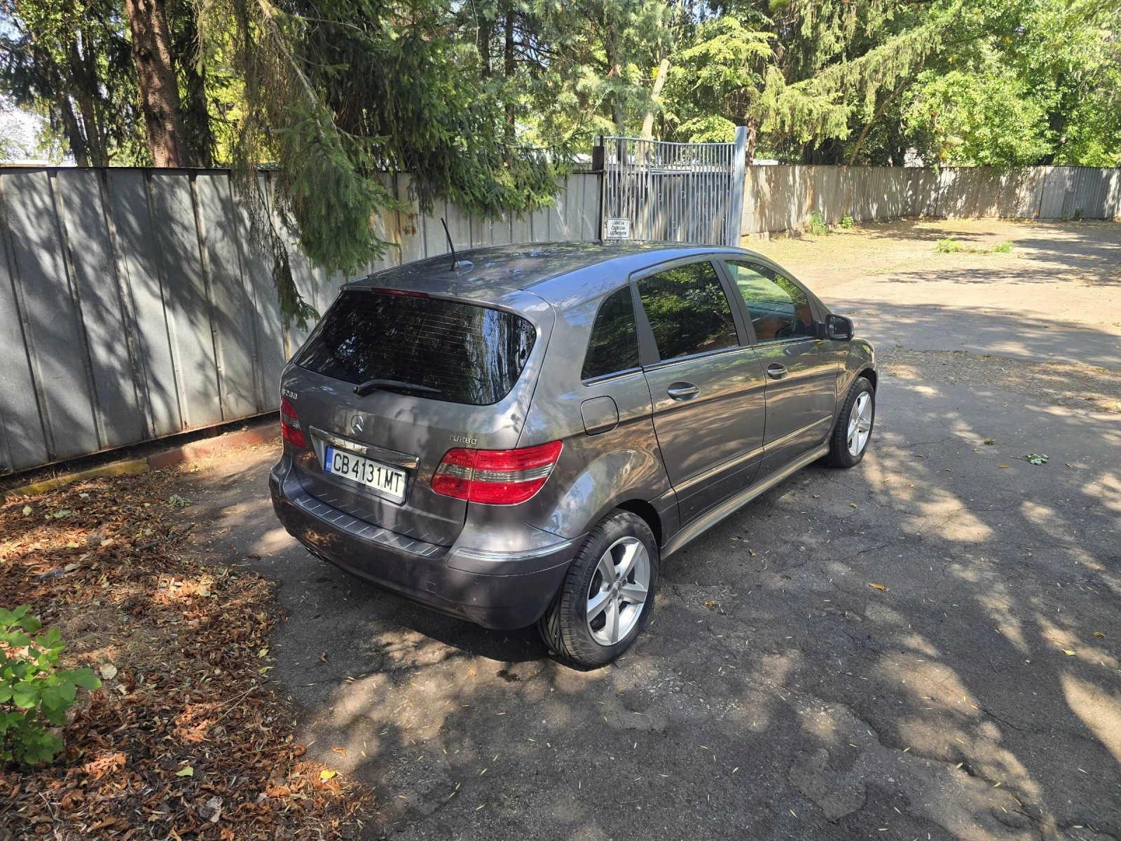 Mercedes-Benz B 200 B200 TURBO, снимка 2 - Автомобили и джипове - 54269341