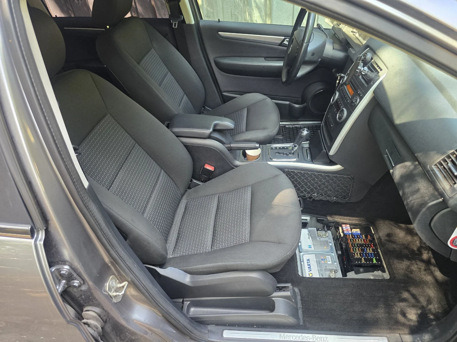 Mercedes-Benz B 200 B200 TURBO, снимка 9 - Автомобили и джипове - 54269341