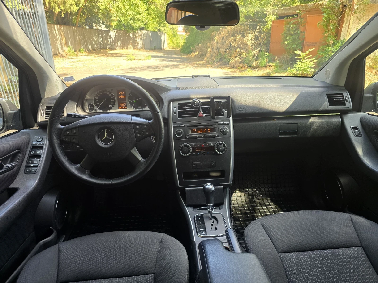 Mercedes-Benz B 200 B200 TURBO, снимка 10 - Автомобили и джипове - 54269341