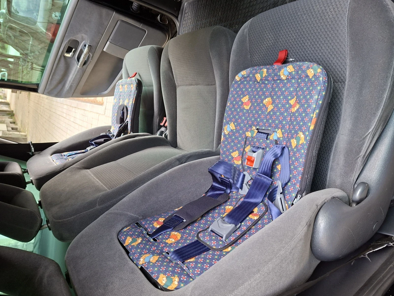 Ford Galaxy 1.9, снимка 11 - Автомобили и джипове - 54550657
