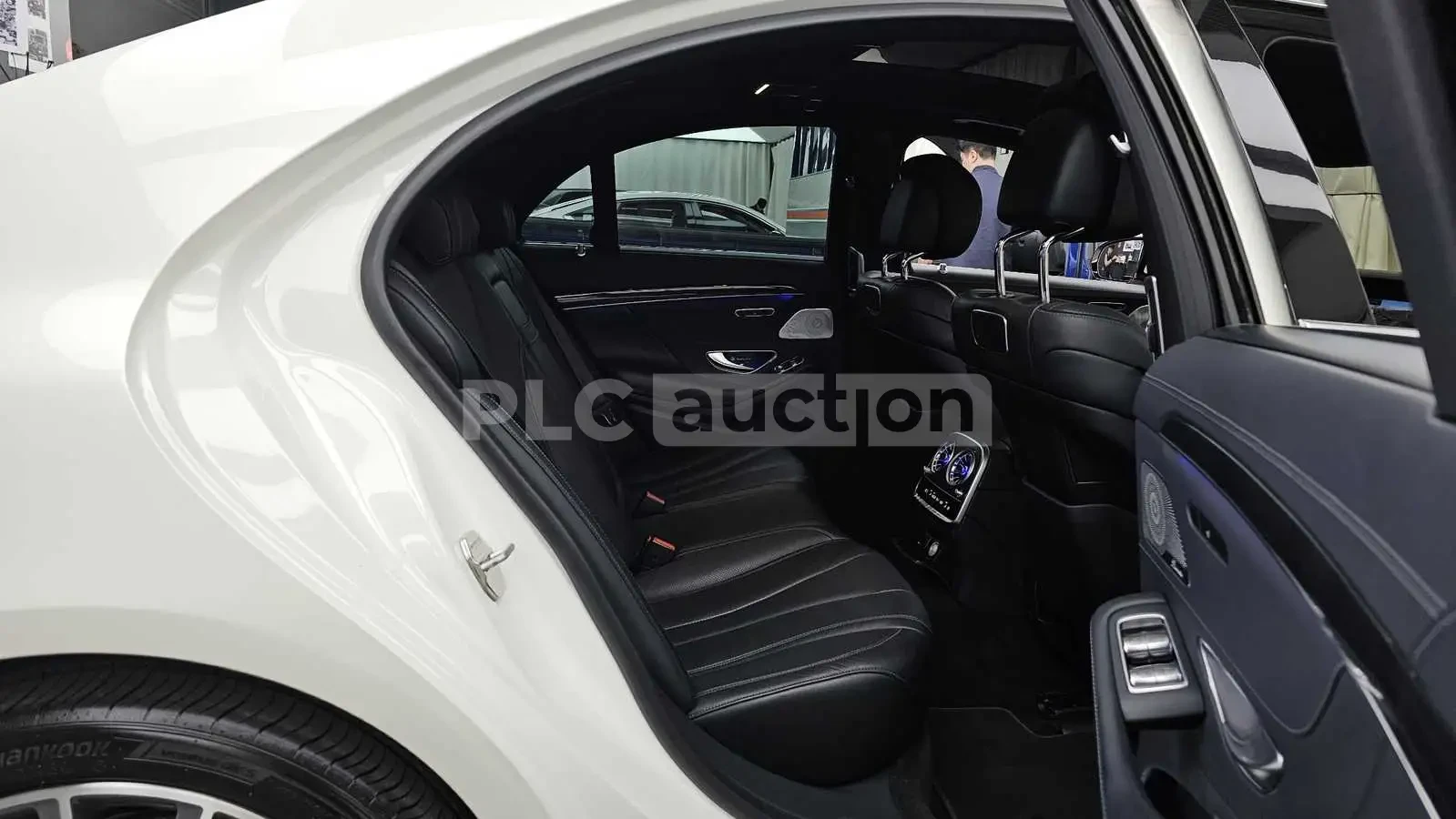 Mercedes-Benz S 350 d 4MATIC AMG| 3D BURMASTER| 360| ВКЛ.ТЕХНОТЕСТ, снимка 13 - Автомобили и джипове - 54747560