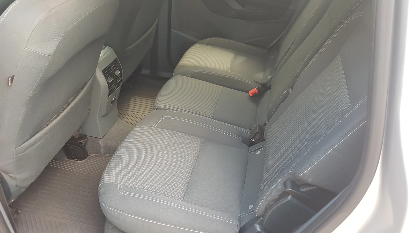 Ford C-max 1.6TDCI, снимка 13 - Автомобили и джипове - 54891240