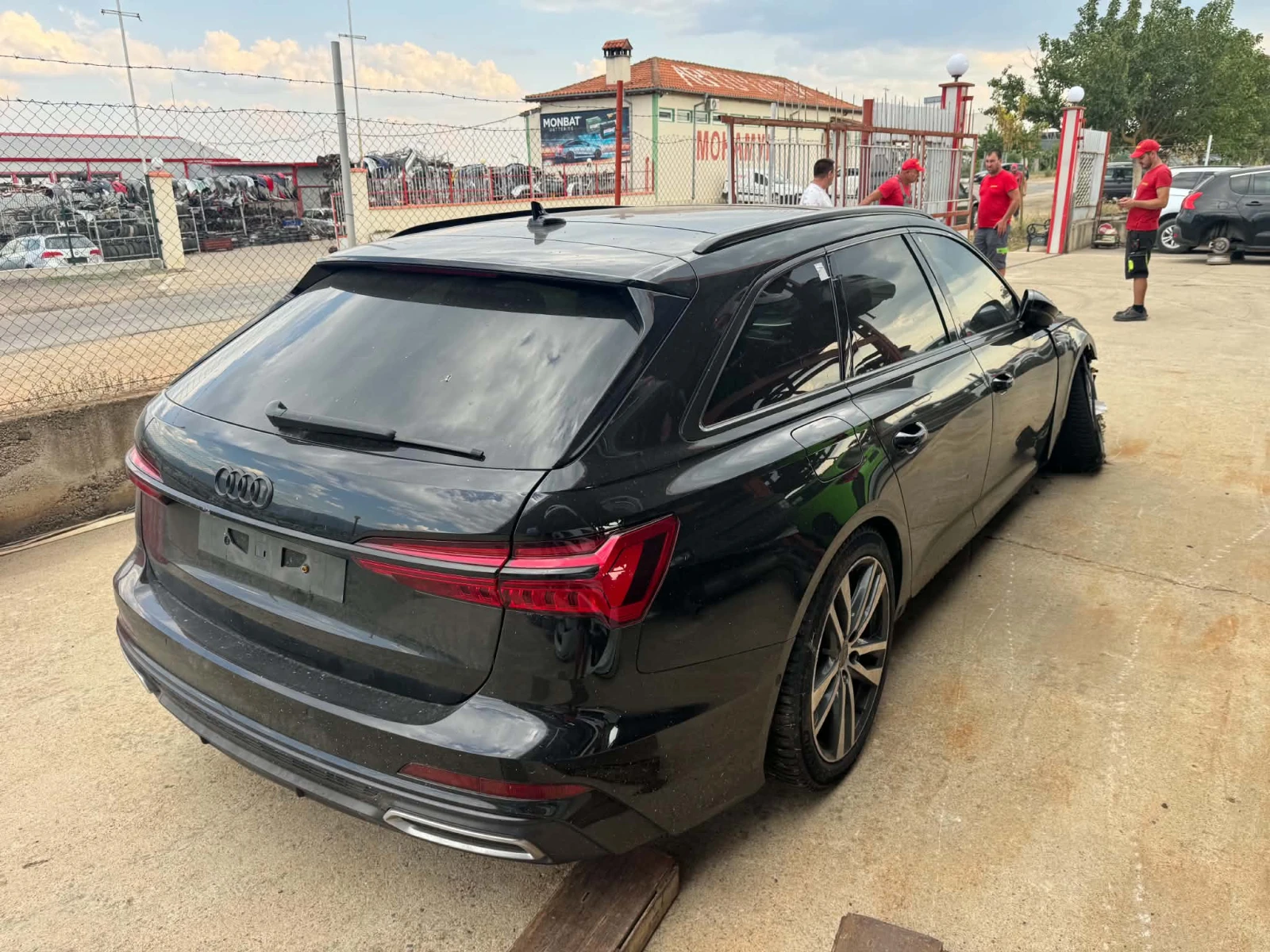 Audi A6 2.0, снимка 4 - Автомобили и джипове - 55567865