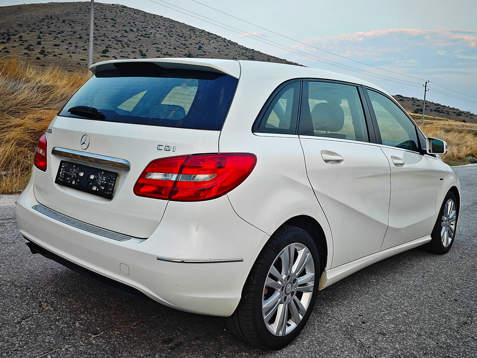 Mercedes-Benz B 180 * EXECUTIVE* , снимка 4 - Автомобили и джипове - 55711401
