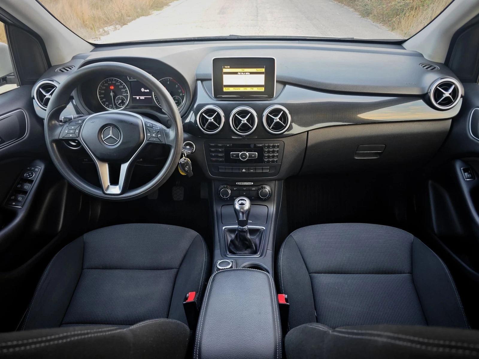 Mercedes-Benz B 180 * EXECUTIVE* , снимка 10 - Автомобили и джипове - 55711401