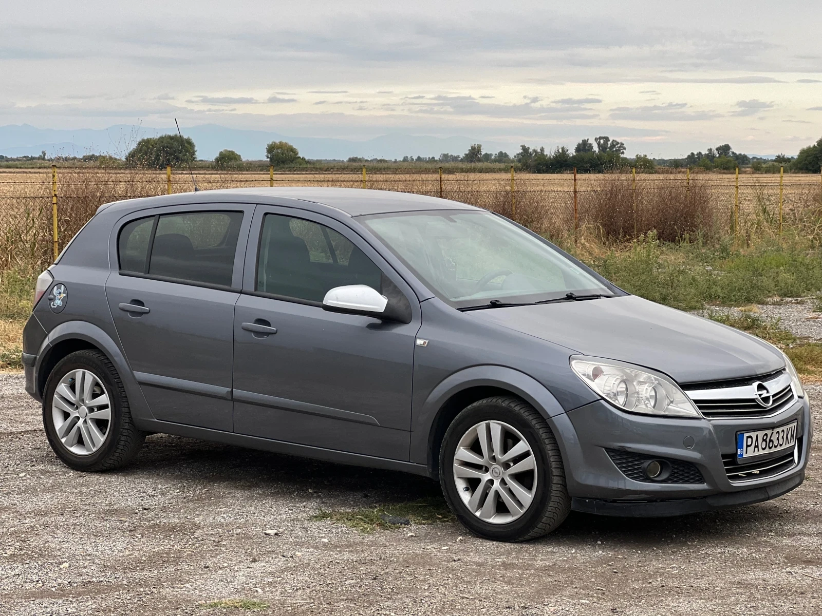 Opel Astra 1.7cdti, снимка 7 - Автомобили и джипове - 56226699