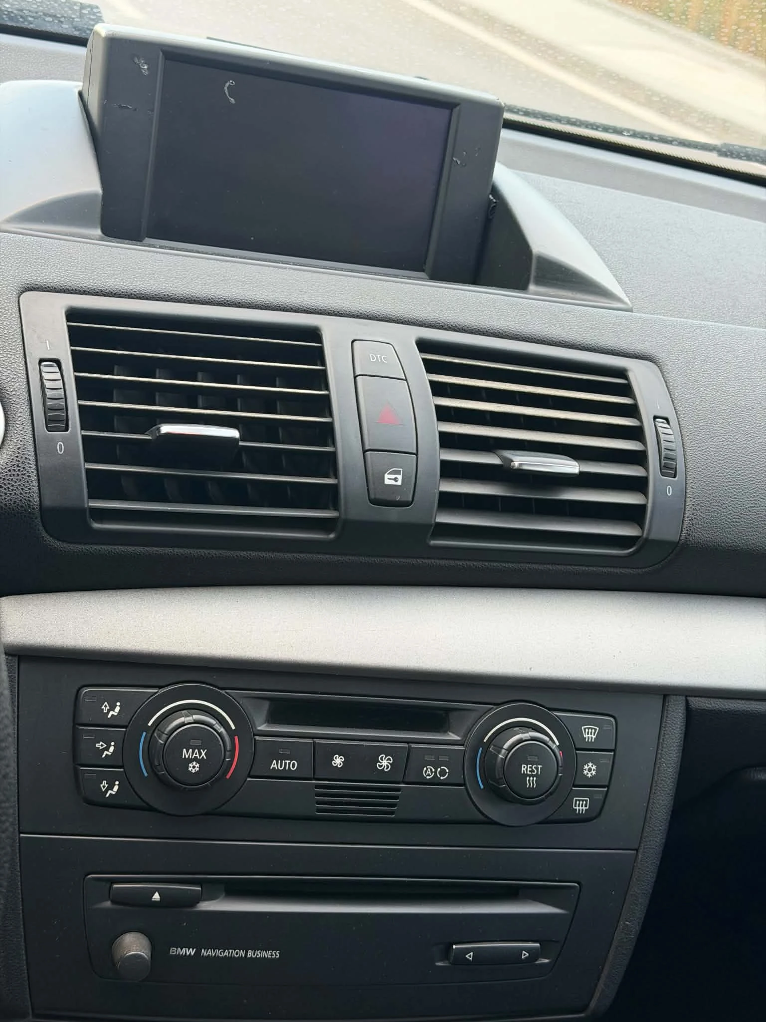 BMW 120 E87, снимка 9 - Автомобили и джипове - 56227622