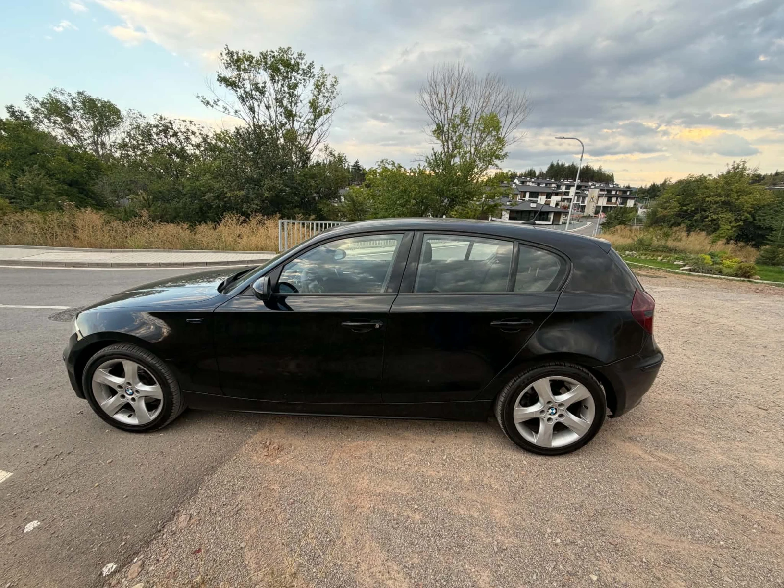 BMW 120 E87, снимка 4 - Автомобили и джипове - 56227622
