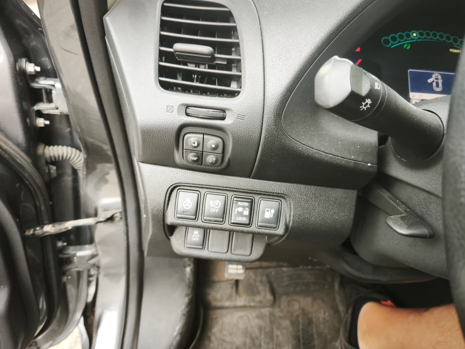 Nissan Leaf  45 kw. Нова батерия, снимка 8 - Автомобили и джипове - 56297799