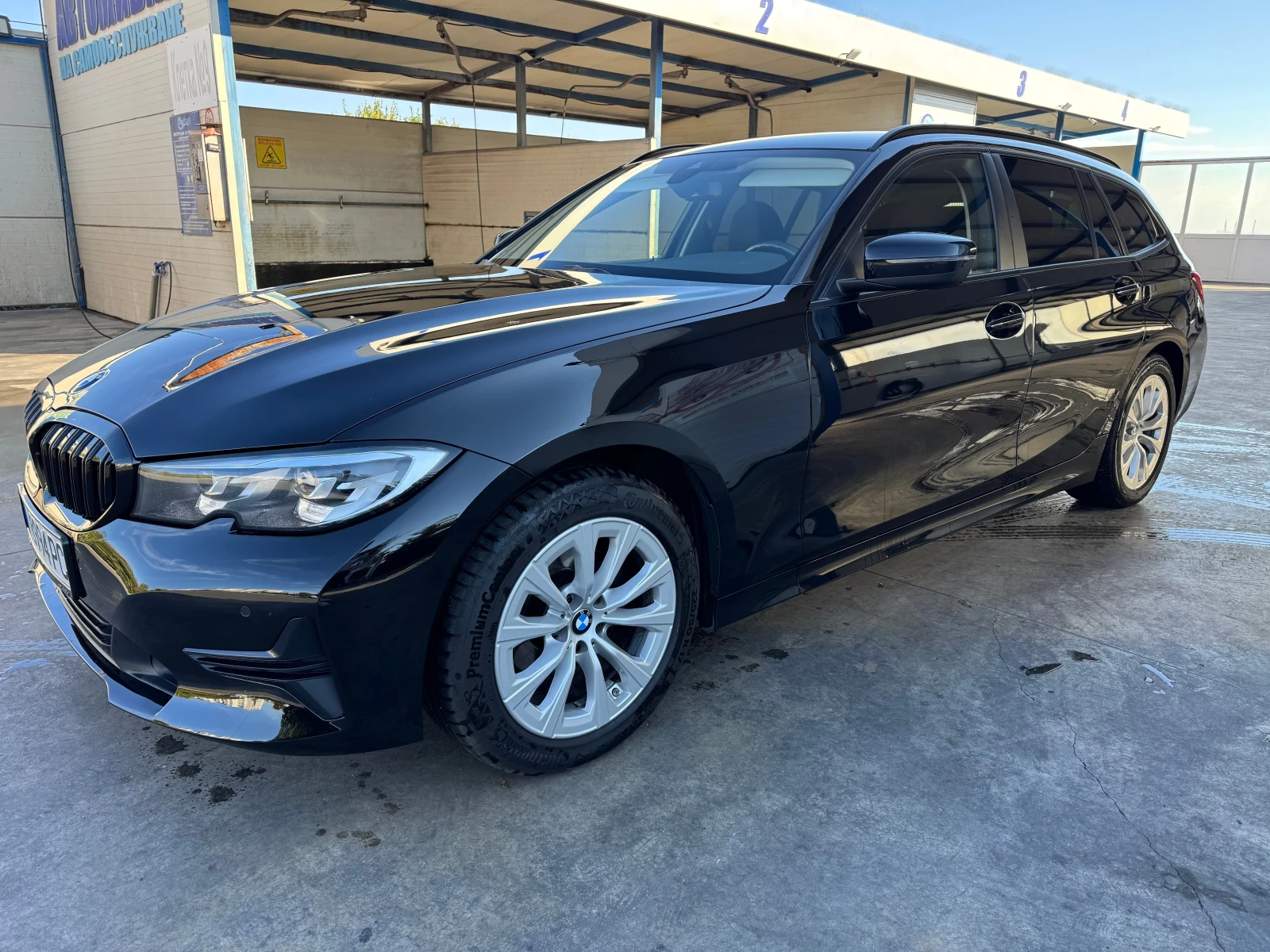 BMW 320, снимка 3 - Автомобили и джипове - 56436698