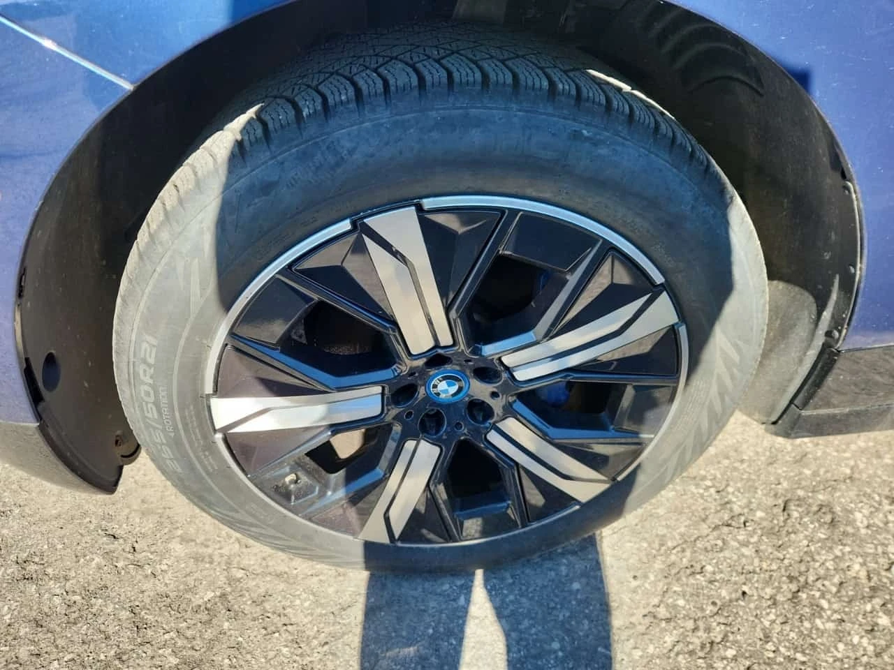 BMW iX * XDRIVE40 * CARFAX * ����������� | Mobile.bg � ����������� 6