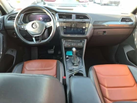 VW Tiguan HIGHLINE/CARFAX/ЛИМИТИРАН САЛОН/ПАНОРАМА/ПОДГРЕВ, снимка 10