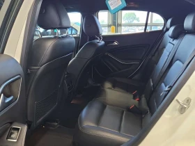 Mercedes-Benz GLA 250 CARFAX/ПАНОРАМА/ПОДГРЕВ/НАВИ/ПАМЕТ, снимка 11