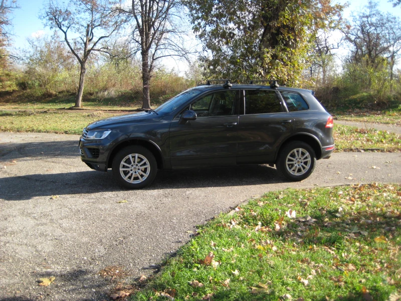 VW Touareg V6 4x4, снимка 14 - Автомобили и джипове - 48145131