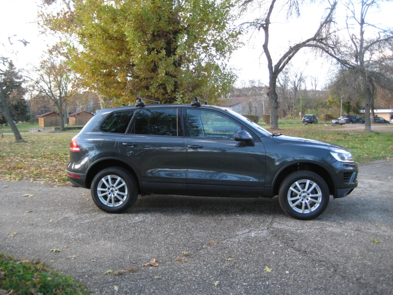 VW Touareg V6 4x4, снимка 3 - Автомобили и джипове - 48145131