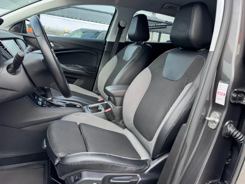 Opel Grandland X 1.6D-AUT-KEYLESS-BLIND SPOT-LANE ASSIST-CARPLAY, снимка 9 - Автомобили и джипове - 52395720