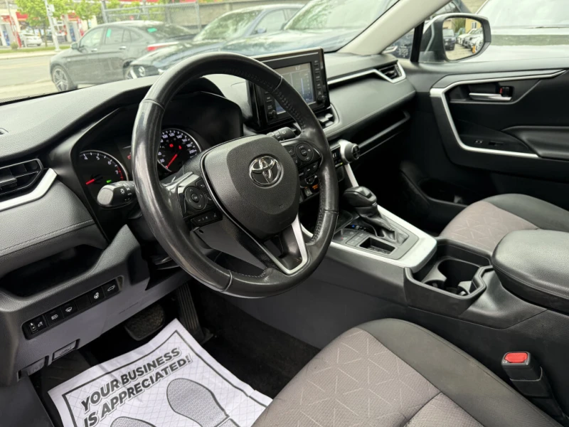 Toyota Rav4 XLE AWD | HTD LEATHER | SUNROOF | CARPLAY, снимка 10 - Автомобили и джипове - 53329843