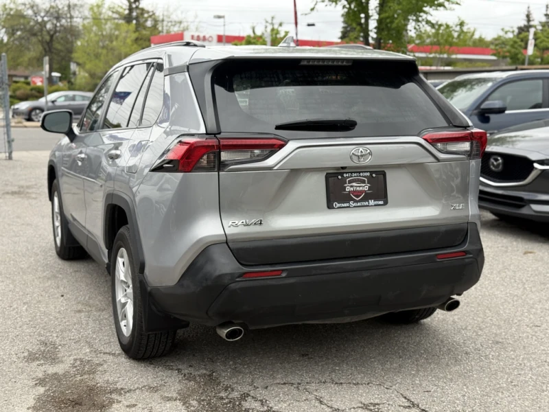 Toyota Rav4 XLE AWD | HTD LEATHER | SUNROOF | CARPLAY, снимка 4 - Автомобили и джипове - 53329843