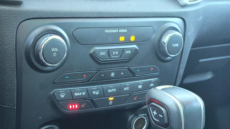 Ford Ranger 2.0 * Wildtrak* 4x4* Double Cab* , снимка 11 - Автомобили и джипове - 53589496