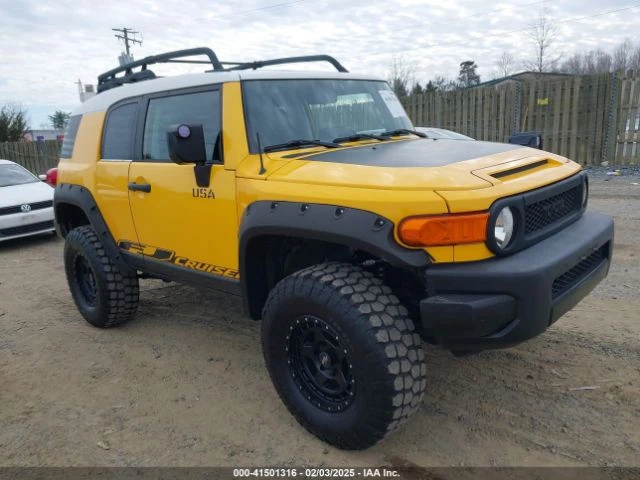 Toyota Fj cruiser Цена след всички такси!, снимка 1 - Автомобили и джипове - 49030245