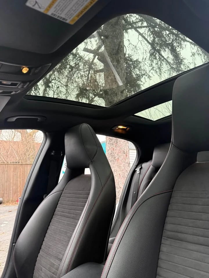 Mercedes-Benz GLA 45 AMG * PANO* KEYLESS* ПОДГРЕ* , снимка 13 - Автомобили и джипове - 54289401