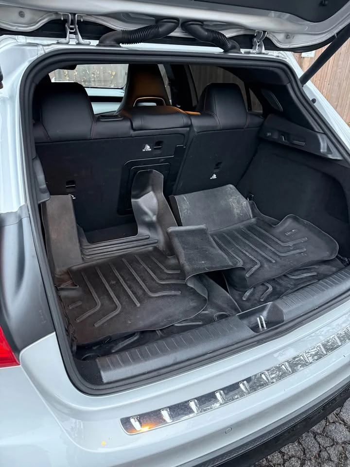 Mercedes-Benz GLA 45 AMG * PANO* KEYLESS* ПОДГРЕ* , снимка 16 - Автомобили и джипове - 54289401