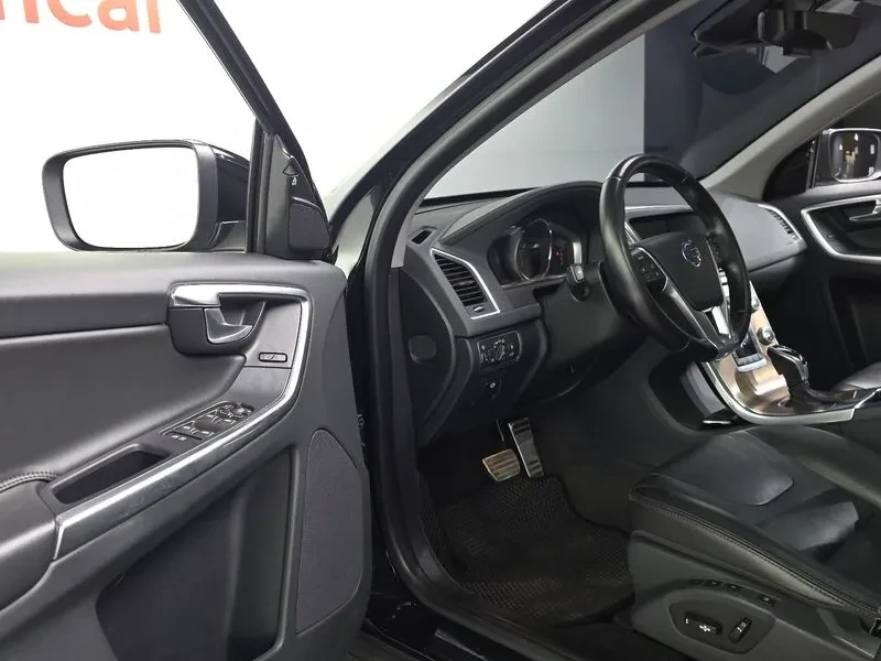 Volvo XC60 D3 1St Generation, снимка 10 - Автомобили и джипове - 56225107