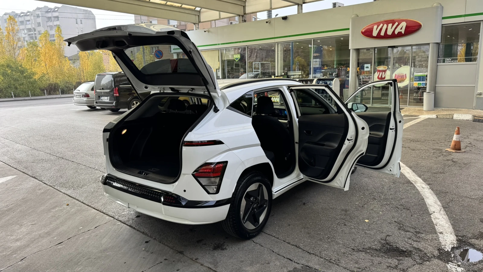 Hyundai Kona 64 KW, снимка 17 - Автомобили и джипове - 56632997